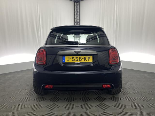 Mini Electric Mini Yours 33 kWh Automaat | Pano-Dak | Leder | H&K | HUD | Camera | Cruise Control | Climate Control |