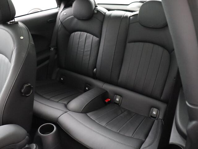 Mini Electric Mini MINI Yours 33 kWh | SoH 95,9% | 3 fase | Camera | Cruise Control | Panoramadak!