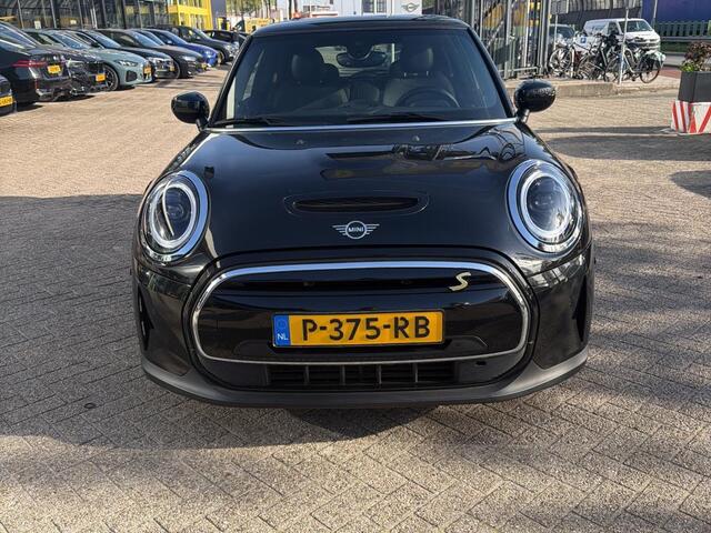 Mini Electric 3-deurs 33 kWh | Pano | Leder | Active Cruise | Harman Kardon