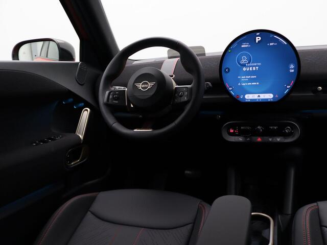 Mini Electric Aceman SE John Cooper Works Uitvoering | Pakket M | Glazen Panoramadak | 19" JCW | Stuur- en stoelverwarming | Head-Up Display | Comfort Access