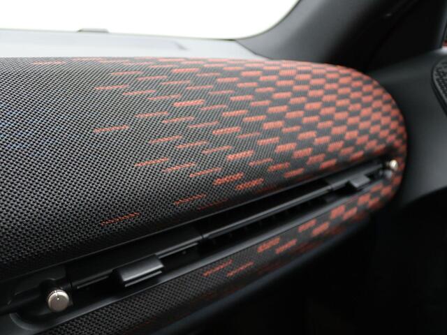 Mini Electric Aceman SE John Cooper Works Uitvoering | Pakket M | Glazen Panoramadak | 19" JCW | Stuur- en stoelverwarming | Head-Up Display | Comfort Access