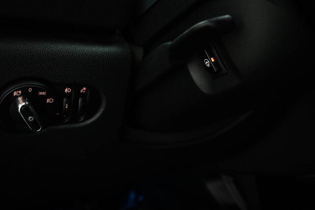 Mini Electric Mini Resolute Edition 33 kWh SOH 96% | REBEL GREEN | PANORAMADAK | MINI YOURS LEDEREN INTERIEUR | STUURVERWARMING | DAB | APPLE | CAMERA