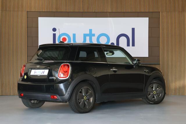 Mini Electric Mini Cooper SE 33 kWh LED/Airco/Navi Plus/Apple CarPlay/Sfeer/DAB/16"