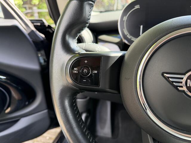 Mini Electric Mini Essential 33 kWh | PDC | DigiDash | SportStoelen | BTW |