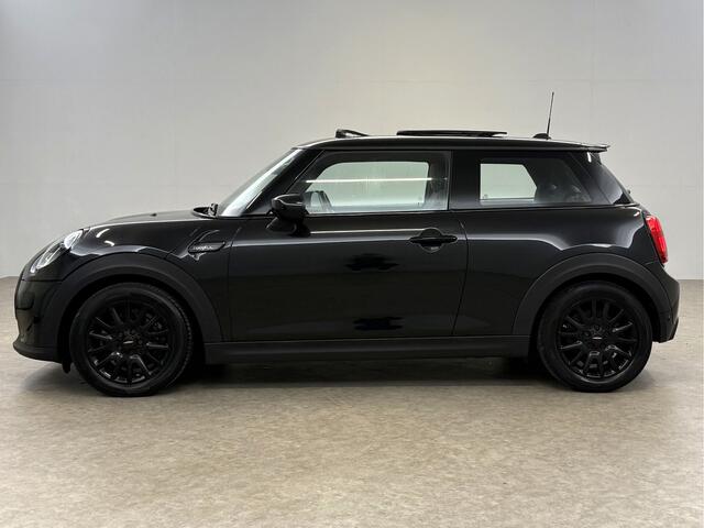 Mini Electric Cooper S Camden Plus Edition 33 kWh | Snelladen | SOH 92% | Pano | H/K | Sfeer | LED | Navi | Clima | NAP