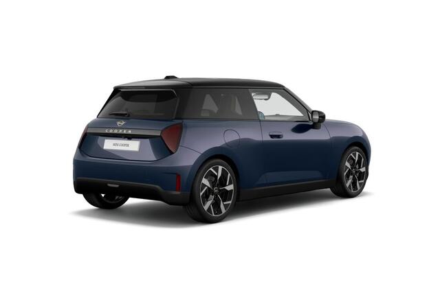 Mini Electric Cooper 3-deurs Cooper E Favoured L 40.7 kWh | 18 Inch Slide Spoke 2-tone | Opruimingsvoordeel