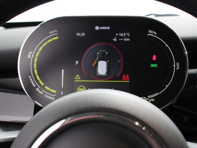 Mini Electric Mini Business Edition Automaat 33 kWh SOH 95% Navigatie Climate Control Lichtmetalen Velgen Dab Parkeer sensoren Cruise Control