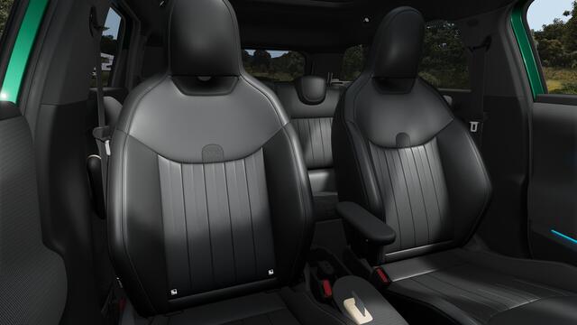 Mini Electric Aceman SE John Cooper Works 54.2 kWh Pakket M | Panoramadak | Comfort Access | Stuurwielverwarming |