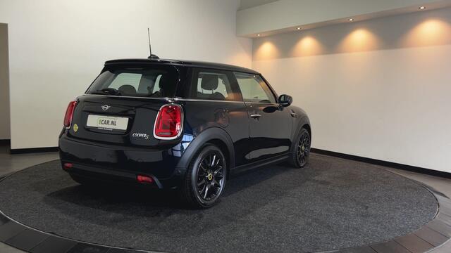 Mini Electric MINI Electric Collection 33 kWh | Head-up Display | Achteruitrijcamera | Digitaal dashboard | Soh (batterijcheck) Waarde 93,1 %