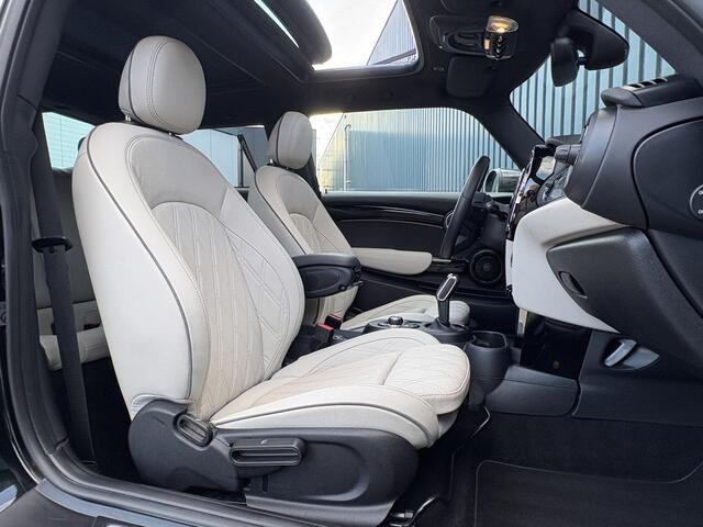Mini Electric MINI Yours 33 kWh | Leder | Pano | Head Up | Harman/Kardon | Keyless | Camera | Prijs Rijklaar!!