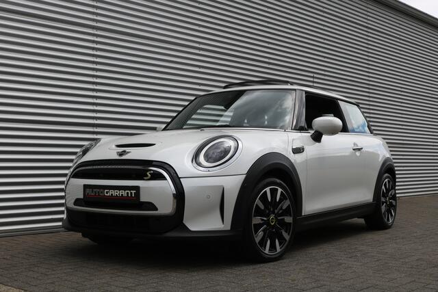 Mini Electric MINI Electric 33 kWh (SOH 95.6% Panoramadak Sportleder Carplay HeadUp HarmanKardon Keyless Camera Warmtepomp Full-Led 17InchLMV Pdc V+A)