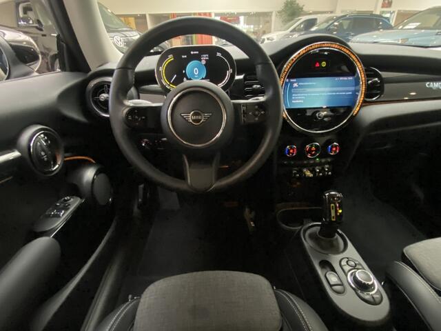 Mini Electric Mini Cooper SE Camden Ed. 33 kWh [ CAREPLAY I CLIMA & STOELVERWARMING]
