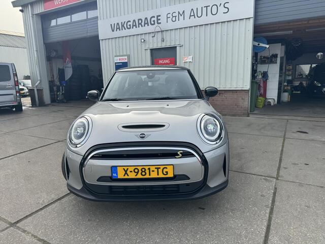 Mini Electric Cooper SE Camden Edition 33 kWh Clima, cruise, navi