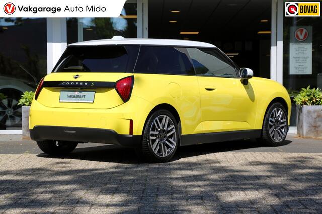 Mini Electric Mini Cooper SE M-Pakket | Panorama | SoH 98%