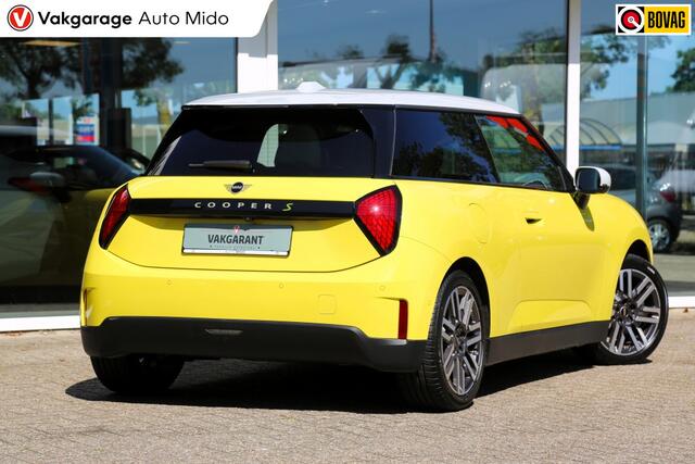 Mini Electric Mini Cooper SE M-Pakket | Panorama | SoH 98%