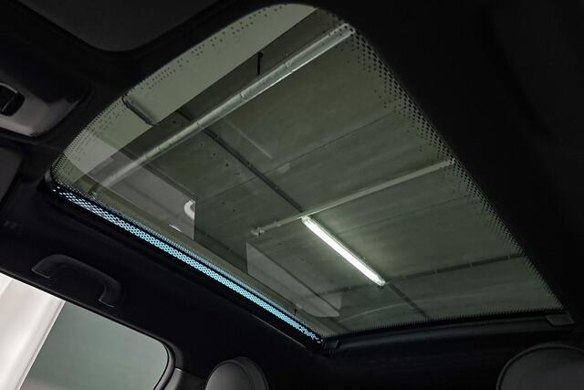 Mini Electric E John Cooper Works L | Harman/Kardon | Stuurwielverwarming | Panoramadak | Head-Up Display | Comfort Access