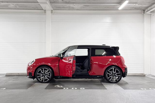 Mini Electric 3-Deurs Cooper SE JCW | Pakket M | Panoramadak | Head-Up Display | Comfort Access | Stoelverwarming |