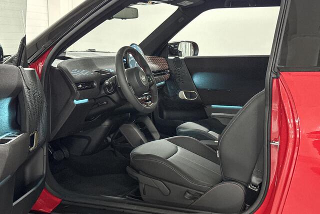 Mini Electric 3-Deurs Cooper SE JCW | Pakket M | Panoramadak | Head-Up Display | Comfort Access | Stoelverwarming |