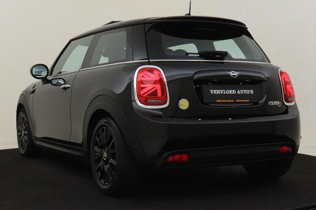 Mini Electric SE YOURS 33 kWh -PANO.DAK|HARMAN/KARDON|HEAD-UP DISP.|ADAP.CRUISE|LEDER|CAMERA|KEYLESS|STOELVERW.|16"|DEALEROH.