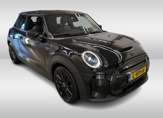 Mini Electric MINI Yours 135KW / 33 kWh / Panoramadak / Leder sport / Pdc+Camera / Classic-Comfort-Driving ass. Pack /