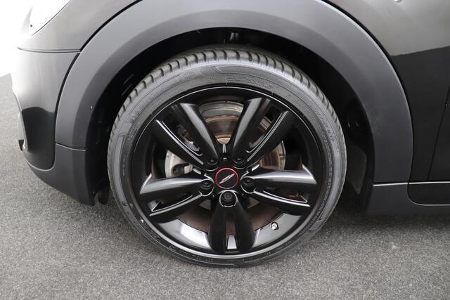 Mini John Cooper Works Mini 1.5 136 PK JCW Chili H-leder Climate Navi Keyless Park. Sens