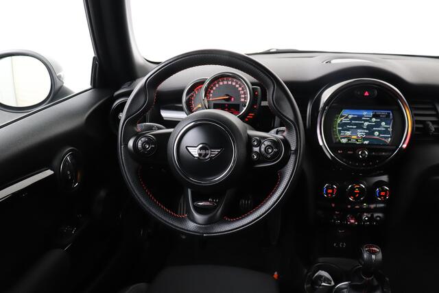 Mini John Cooper Works Mini 1.5 136 PK JCW Chili H-leder Climate Navi Keyless Park. Sens