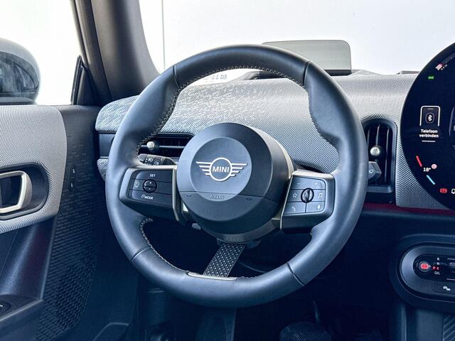 Mini John Cooper Works 3-deurs C Cooper M Stuurwielrand verwarming / Comfort Acces / Glazen Schuifdak / Getinte Ramen Achter / Binnen & Buitenspiegel Automatisch Dimmend / Led koplampen / Driving Assistant / Head Up Display / Stoelverwarming
