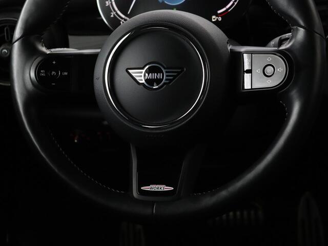 Mini John Cooper Works S 2.0 Cooper | Panoramadak | Stoelverwarming | Camera | Carplay | Full LED | Leder | Harman/Kardon | Climate control | Cruise control
