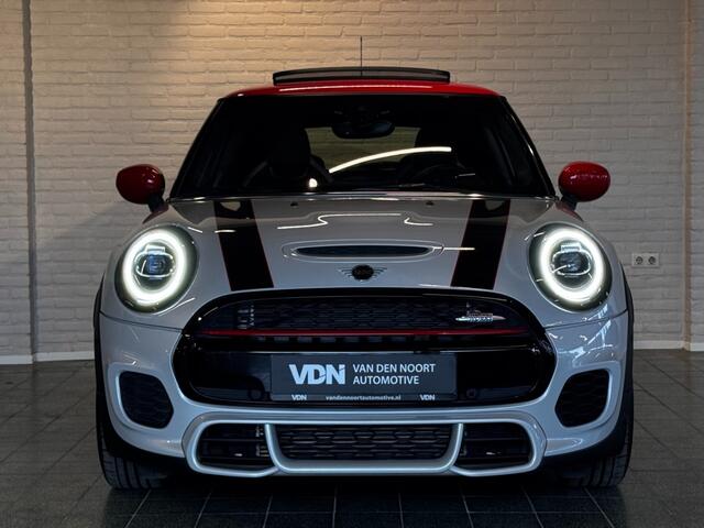Mini John Cooper Works 2.0 JCW 231pk Pano Camera ACC Keyless HUD Harman Kardon 18 inch