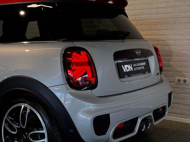 Mini John Cooper Works 2.0 JCW 231pk Pano Camera ACC Keyless HUD Harman Kardon 18 inch