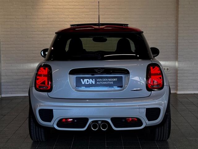 Mini John Cooper Works 2.0 JCW 231pk Pano Camera ACC Keyless HUD Harman Kardon 18 inch