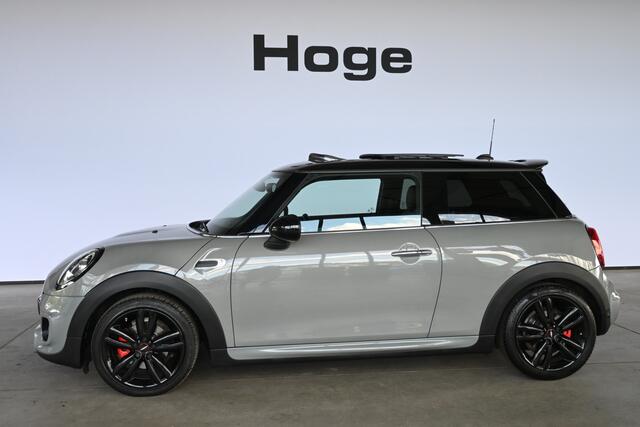 Mini John Cooper Works Mini 1.5 Cooper NAP! Automaat Navigatie Panoramadak Inruil Mogelijk!