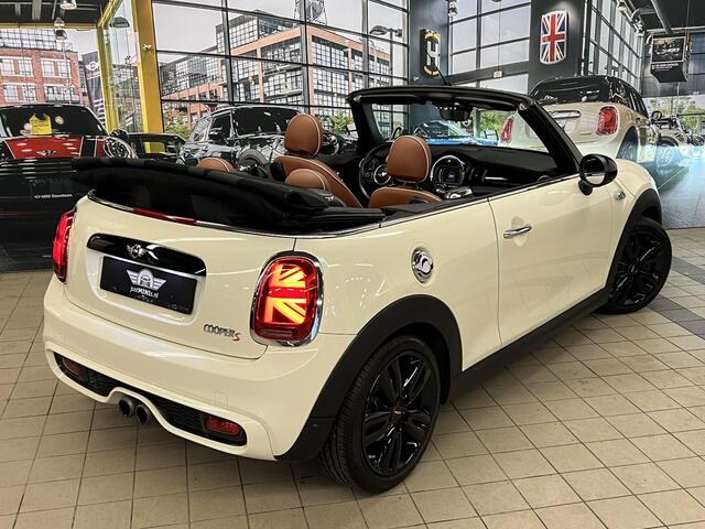 Mini John Cooper Works S CABRIO 2.0 NAVI LEDER JCW 17" UNION JACK DAK