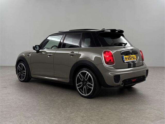 Mini John Cooper Works 1.5 Cooper JCW PACK Pano | harman/kardon | LED Carplay Clima Cruise Navigatie PDC 18"LMV Stoelverwarming