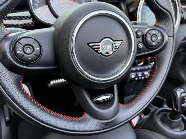 Mini John Cooper Works Mini Cabrio 2.0 S JCW Cooper