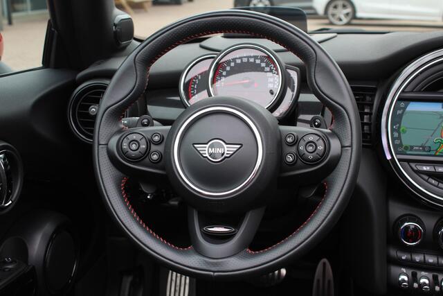 Mini John Cooper Works Mini Cabrio 2.0 Chili / Full options / Camera / JCW Package / Head-up display / DAB / Harman Kardon