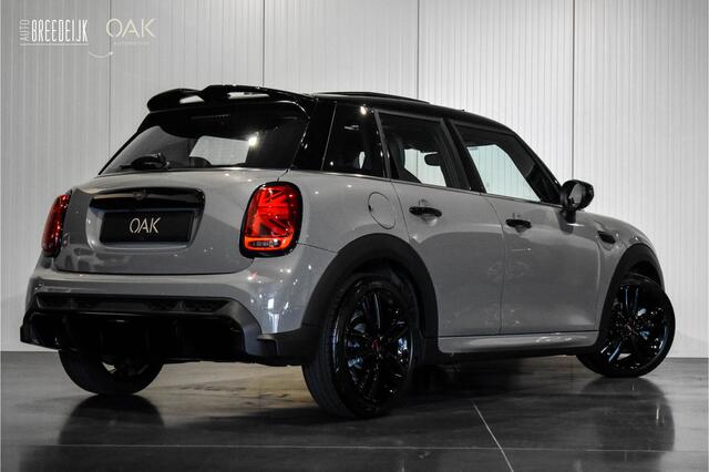 Mini John Cooper Works Mini 1.5 Aut. | JCW-Trim | Navigatie | Panorama | Head-Up | Camera | 17"LM | 5-Deurs | Moonwalk Grey