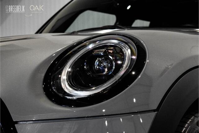 Mini John Cooper Works Mini 1.5 Aut. | JCW-Trim | Navigatie | Panorama | Head-Up | Camera | 17"LM | 5-Deurs | Moonwalk Grey