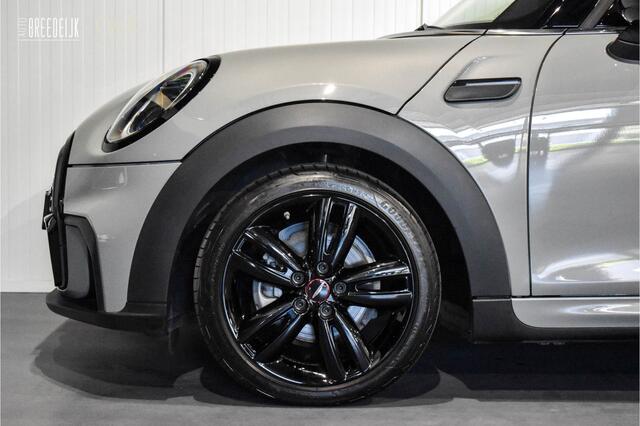 Mini John Cooper Works Mini 1.5 Aut. | JCW-Trim | Navigatie | Panorama | Head-Up | Camera | 17"LM | 5-Deurs | Moonwalk Grey