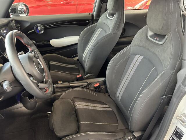 Mini John Cooper Works Mini 1.5 JCW EDITION FULL OPTION RIJKLAAR