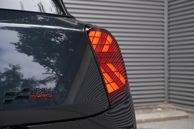 Mini John Cooper Works Aceman JCW John Cooper Works Uitvoering | Pakket L | Glazen panoramadak | HIFI System Harman Kardon | Driving Assistant | Parking Assistant Plus