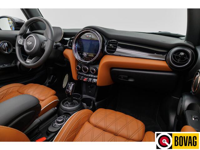 Mini John Cooper Works Mini Cabrio 1.5 Cooper | Stoel- & stuurverwarming | Leer | Camera | Cruise | Keyless, Full Led, Ambiance verlichting, Apple Carplay