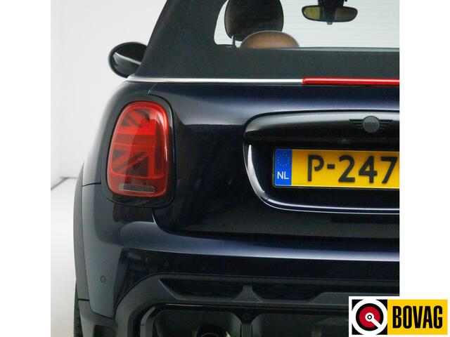 Mini John Cooper Works Mini Cabrio 1.5 Cooper | Stoel- & stuurverwarming | Leer | Camera | Cruise | Keyless, Full Led, Ambiance verlichting, Apple Carplay