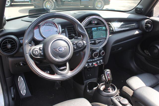 Mini John Cooper Works Mini Cabrio 2.0 Chili / Full options / Camera / JCW Package / Head-up display / DAB / Harman Kardon
