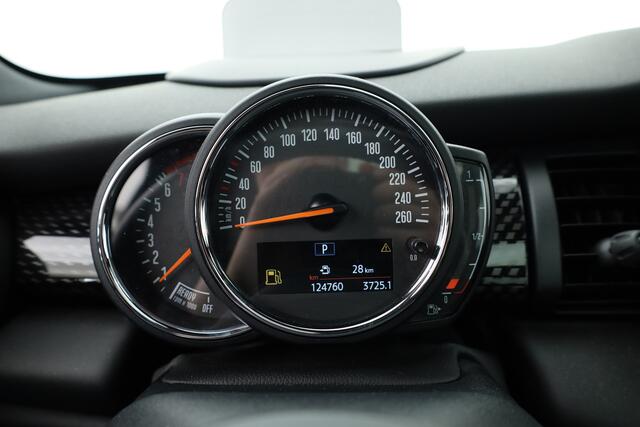 Mini John Cooper Works Mini 2.0 S Hammersmith JCW (Orig. NL) | Pano | HUD | Harman Kardon | Adapt. Cruise | Stoelverw. | Leder | PDC | Nav + App.connect | V