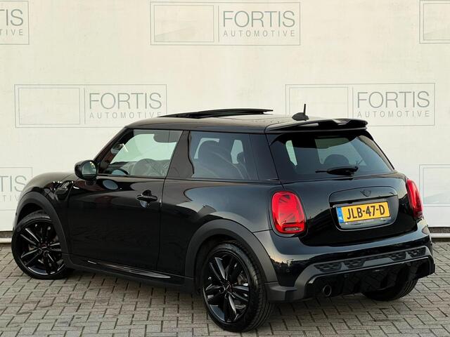 Mini John Cooper Works Mini 1.5 Cooper CAMERA | PANO | LEDER | HEAD-UP | HARMAN KARDON | DEALER ONDERH