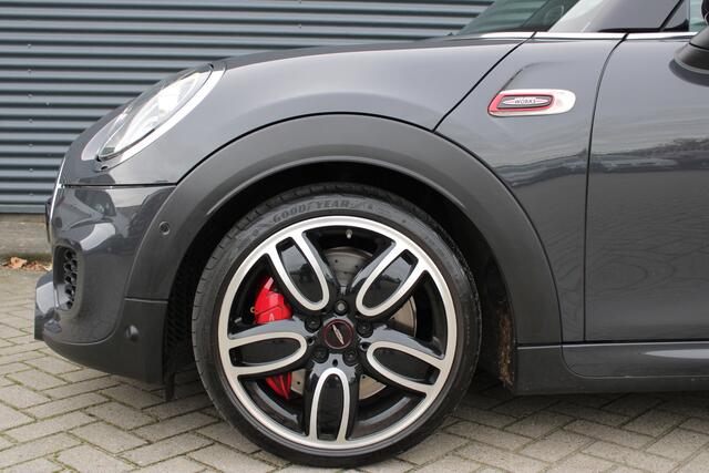 Mini John Cooper Works Mini 2.0 JCW-Pack 231PK Panoramadak Vol-Leder Harmon Kardon