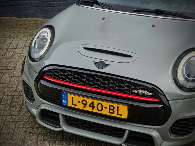 Mini John Cooper Works Mini 2.0 COOPER Chili / ADAPT. CRUISE / PANO / HUD / LEDER / STOELVERW.