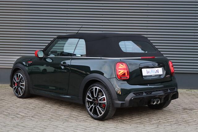 Mini John Cooper Works Mini Cabrio 2.0 231PK JCW Pack Chester Leder/Camera/Keyless/Head-up/HK/Navi+/ACC/Virtual Cockpit/18"