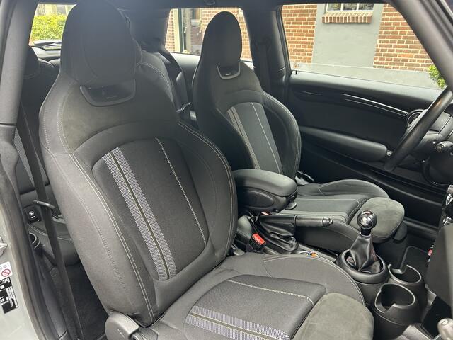 Mini John Cooper Works Mini 1.5 JCW Pack, Navi, Carplay, Sportstoelen, NL-auto